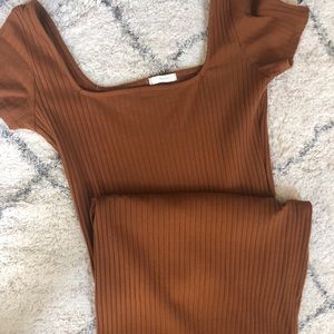 Ribbed maternity dress